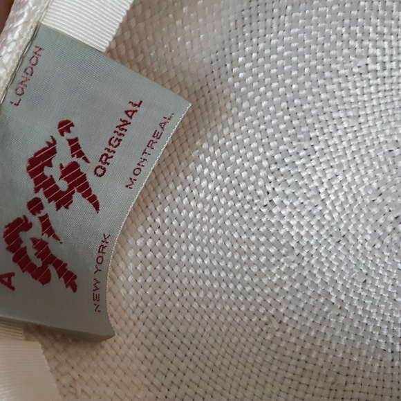 Vintage Girl's Hat by GiGi - Picture 2 of 2